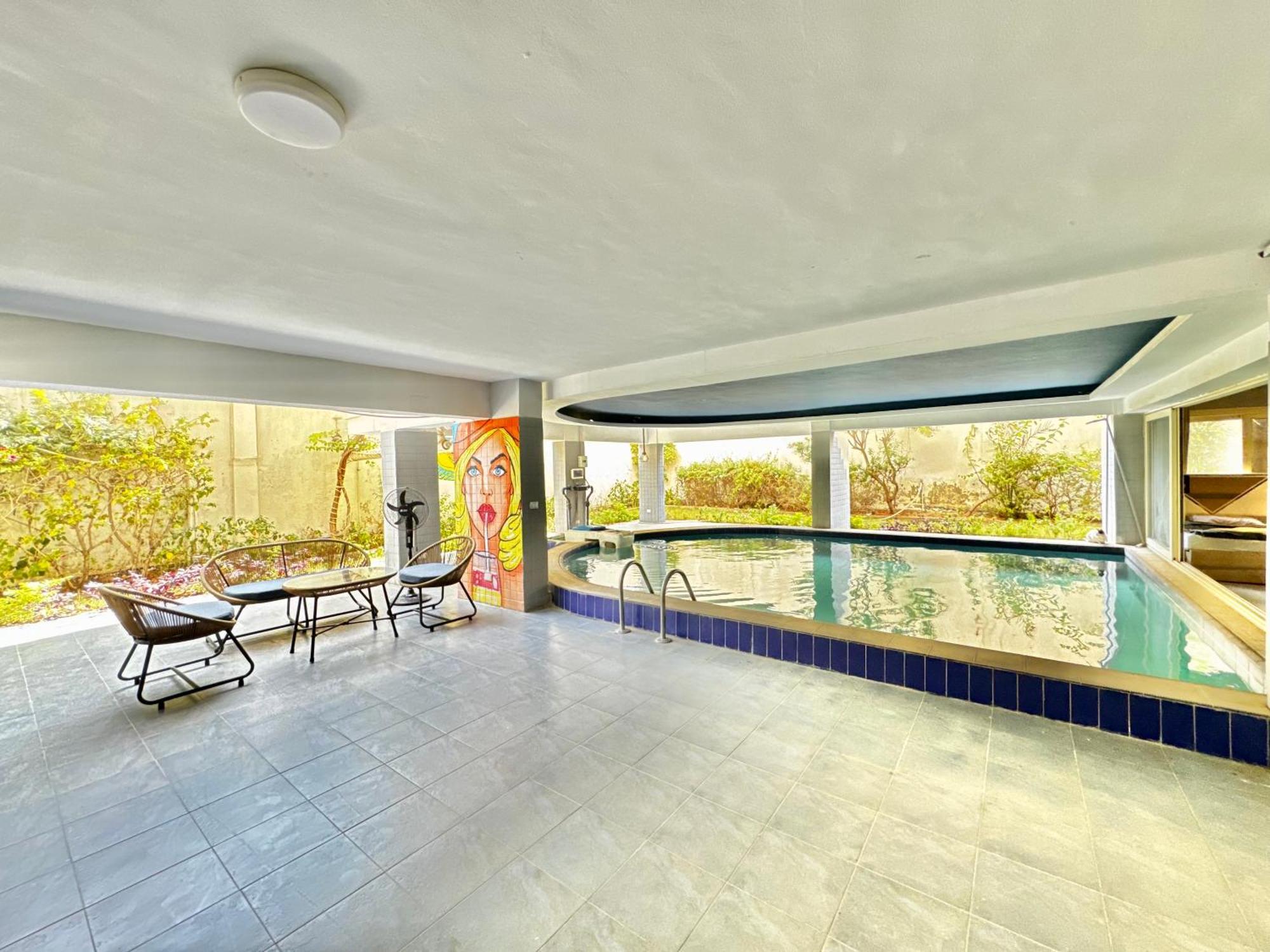 Charming With Private Pool In New Cairo