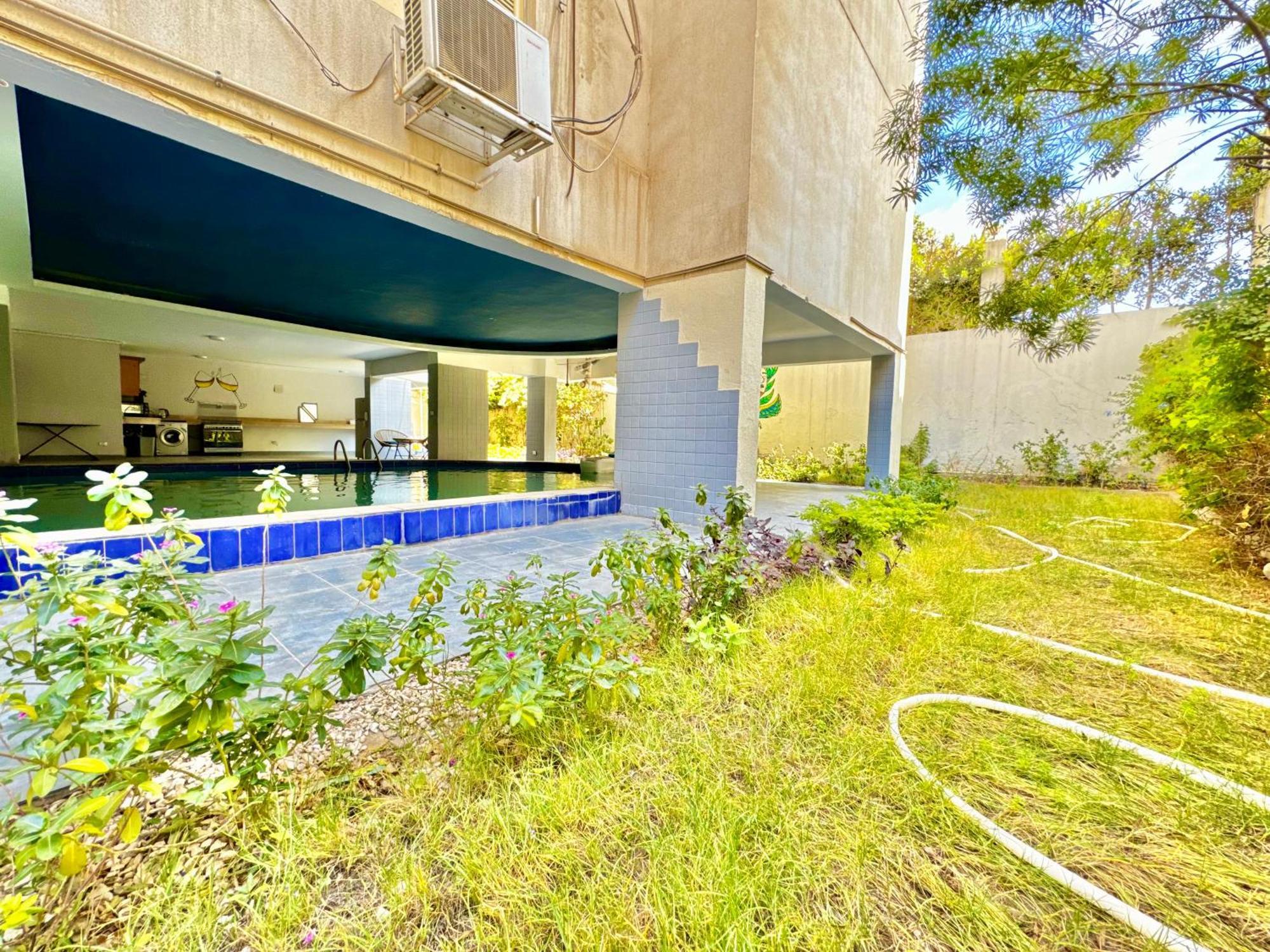 Charming With Private Pool In New Cairo