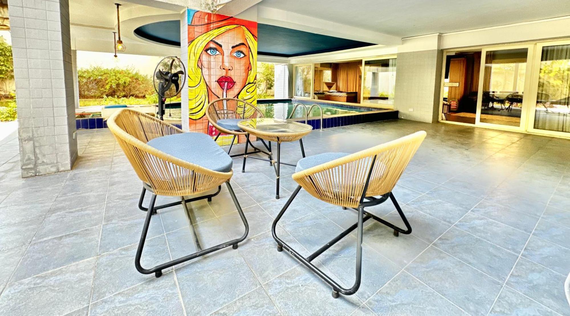 Charming With Private Pool In New Apartment *