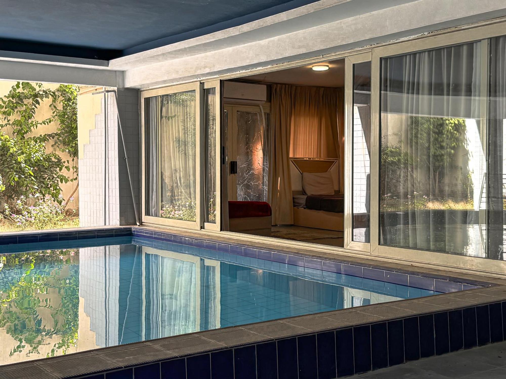 Charming With Private Pool In New Cairo