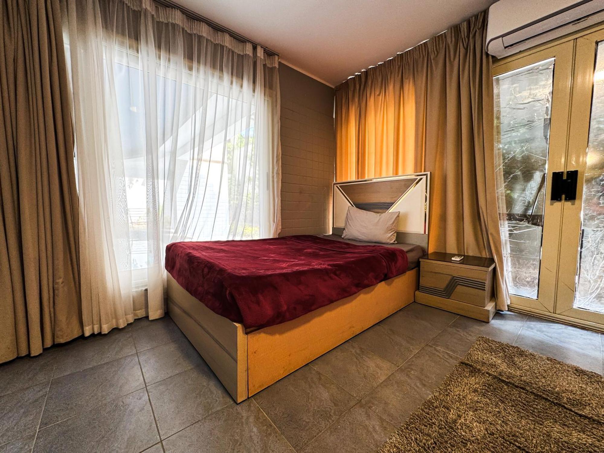 Charming With Private Pool In New * Cairo