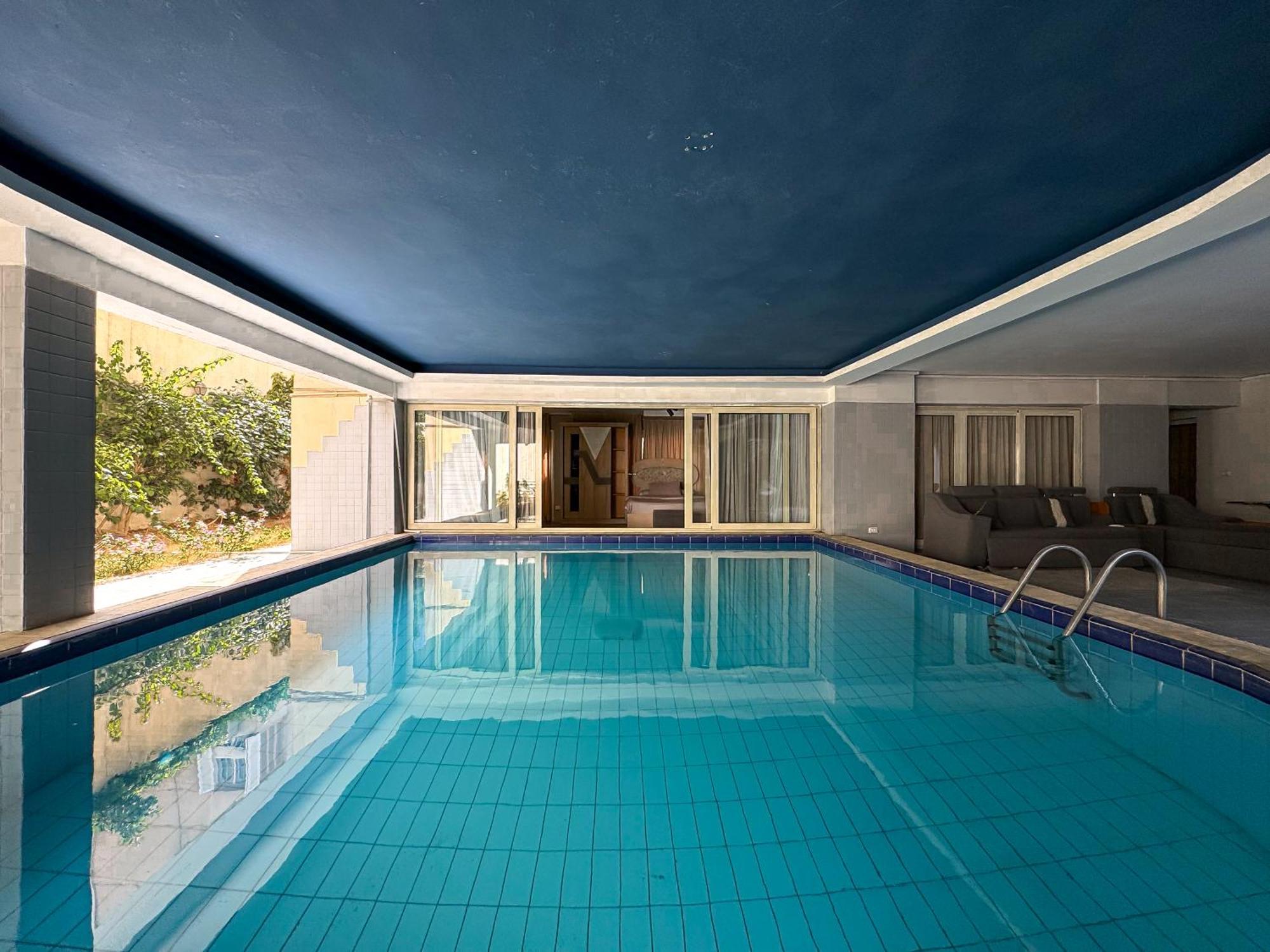 Charming With Private Pool In New * Cairo