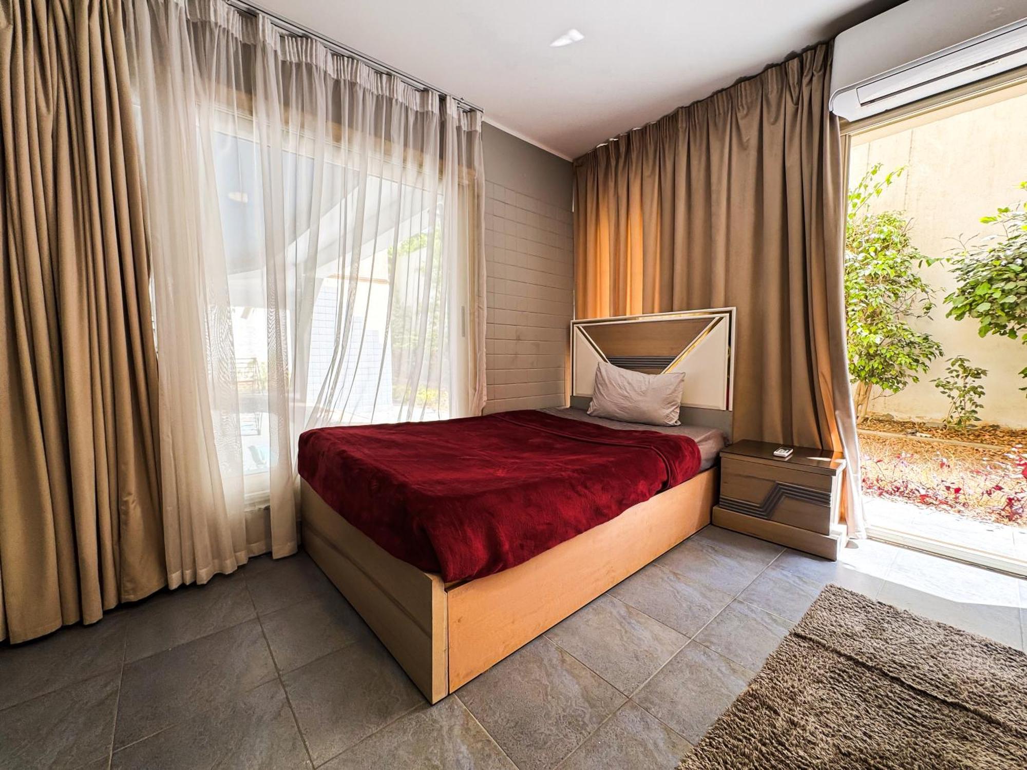 Apartment Charming With Private Pool In New *