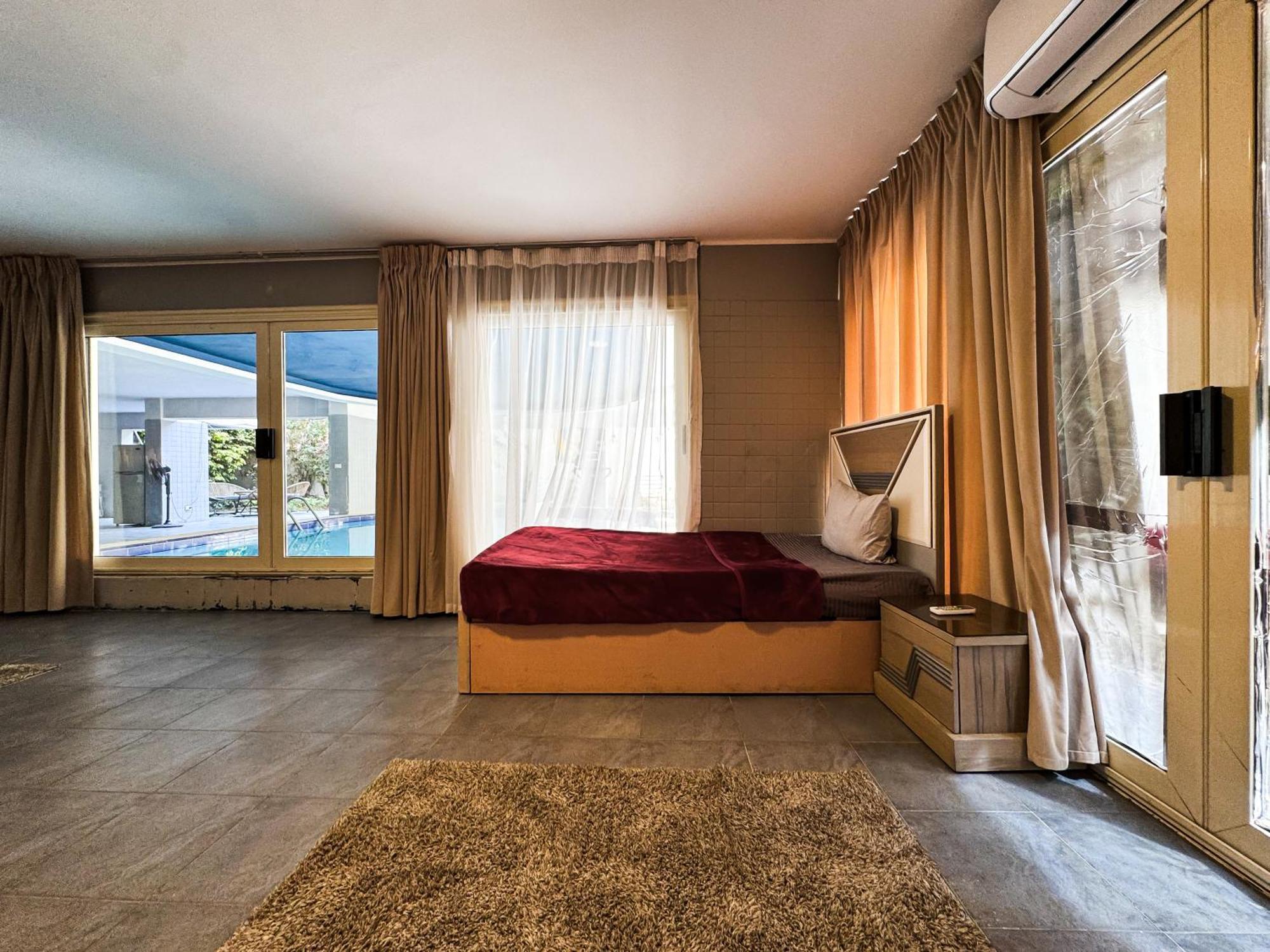 Charming With Private Pool In New * Cairo