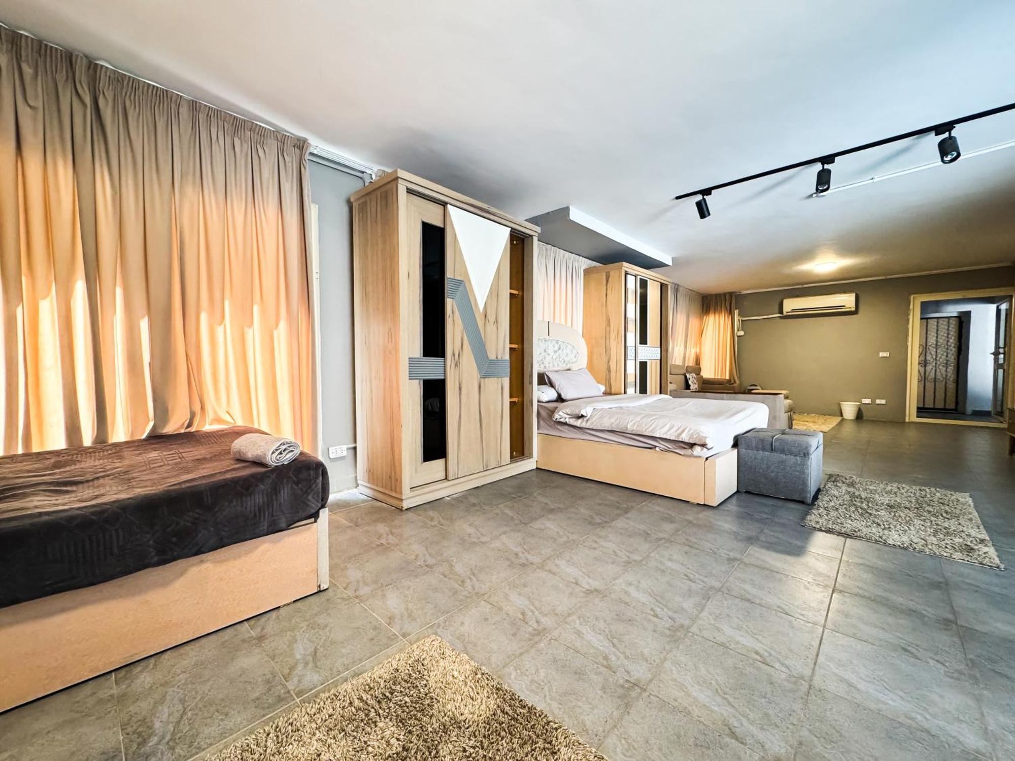 Charming With Private Pool In New Apartment *